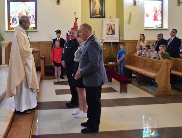 Zdjęcie w środku kościoła